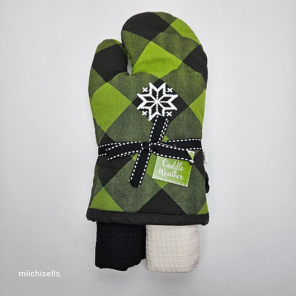 dei cuddle weather oven mitten with tea towels green and black buffalo